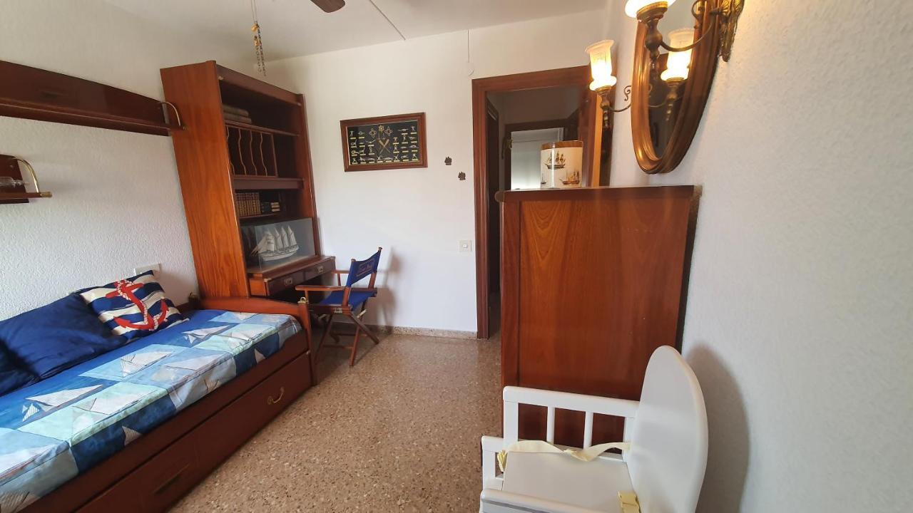 Benimagrell Apartamento En Primera Linea En La Playa De San Juan מראה חיצוני תמונה